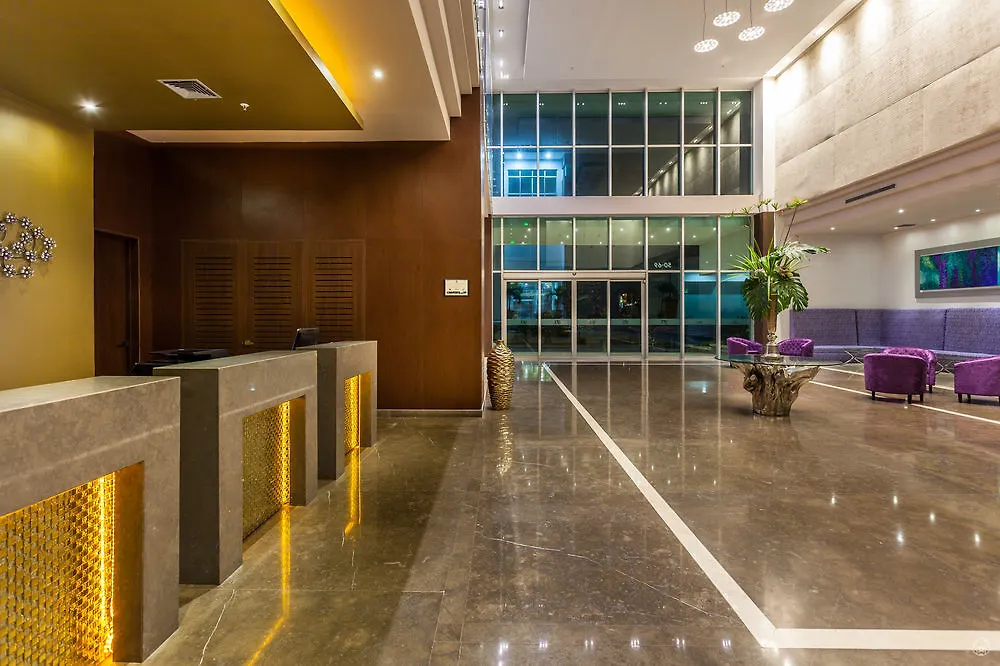 Sky Collection Lifestyle Hotel & Suites Barranquilla  Barranquilla (Atlantico)